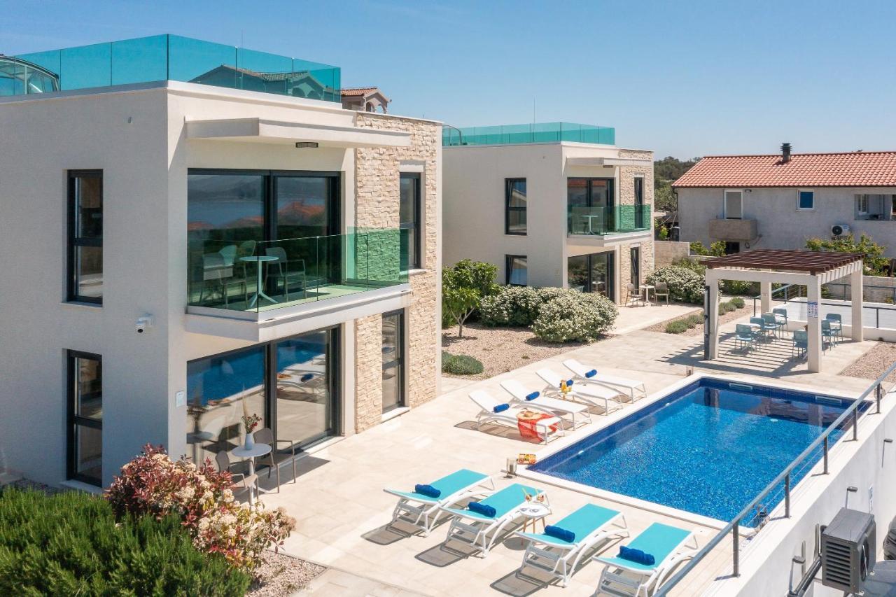 Sun Resort Apartments Zečevo Extérieur photo