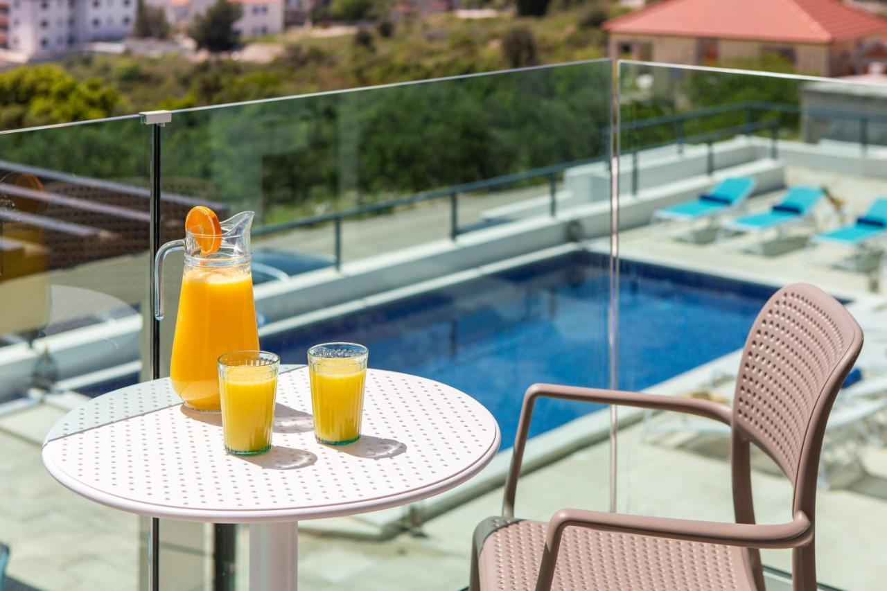 Sun Resort Apartments Zečevo Extérieur photo