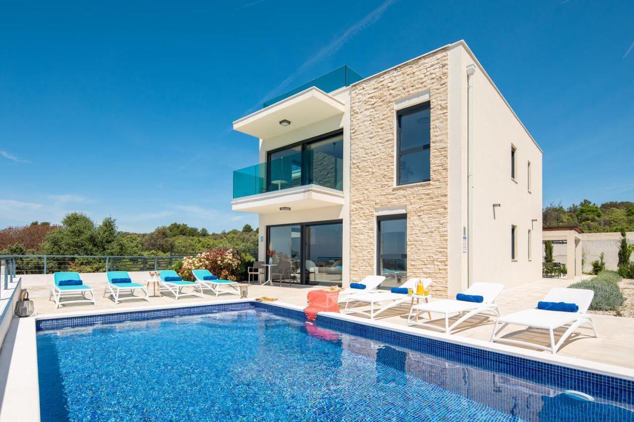 Sun Resort Apartments Zečevo Extérieur photo
